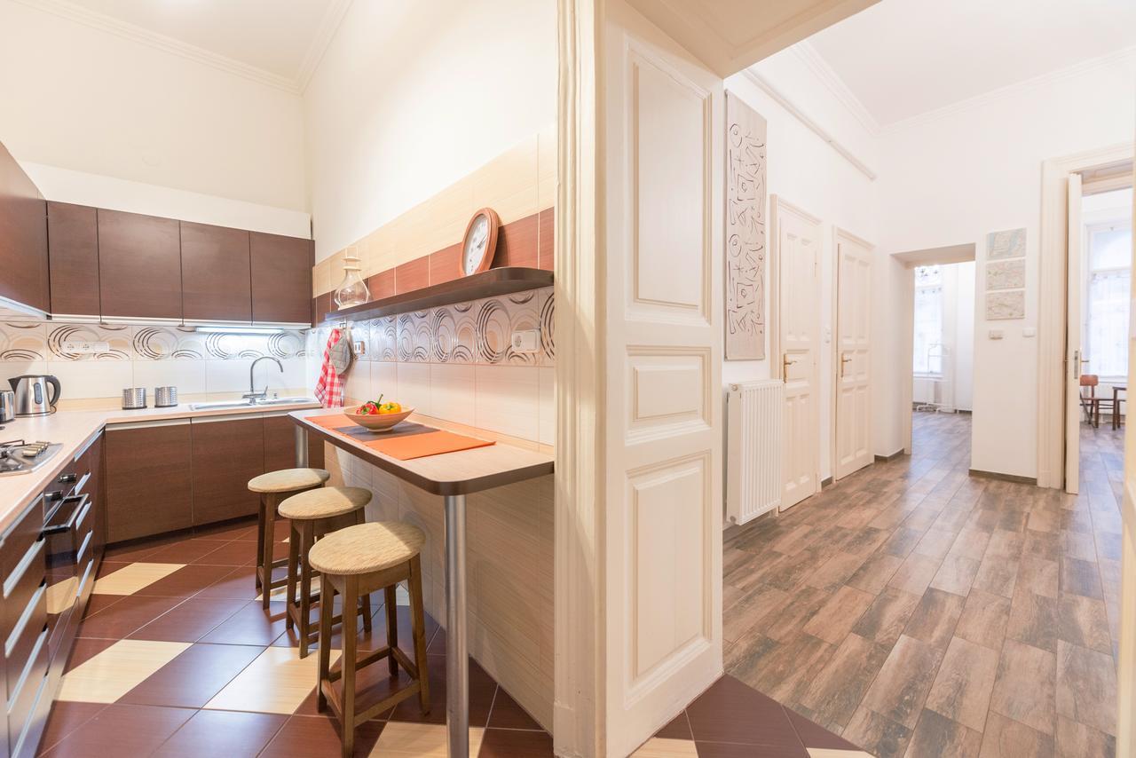 Family And Friends Apartment Budapeşte Dış mekan fotoğraf